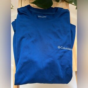 Men’s Columbia long sleeve shirt